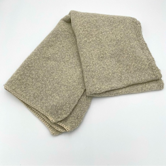 Nubby Knit Super Soft Comfy Cozy Blanket Scarf Wrap Cream Tan Fall Winter Attire - Picture 1 of 3